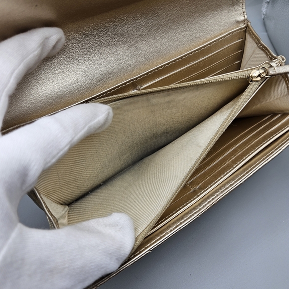 CHANEL Authentic Gold Flap Wallet/Clutch - Picture 7 of 16